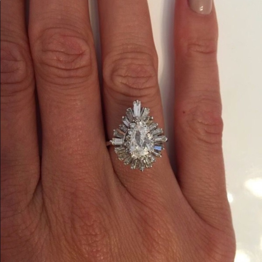 0.60 Carat Pear Brilliant Diamond Ring